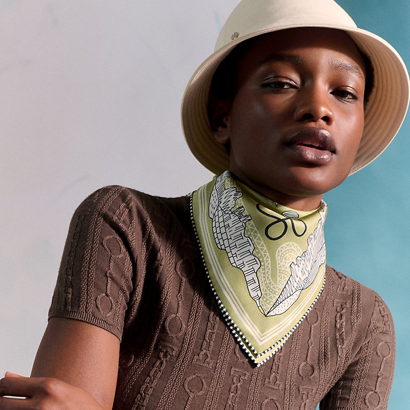 Les Canyons Etoiles bandana 55 | Hermès UK